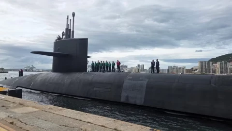 Iran dọa “dạy một bài học”, Mỹ lập tức điều tàu ngầm hạt nhân Ohio