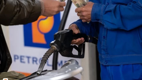 Hơn 2.800 cây xăng Petrolimex chuyển sang bán xăng E10 từ 20/5