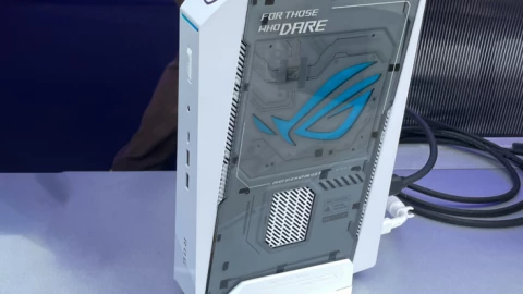 Asus ra mắt ROG NUC 2026: Mini gaming PC với mức giá khiến ai cũng phải rơi nước mắt