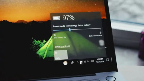 Microsoft thừa nhận driver lỗi gây hao pin Windows 11 trong nhiều năm