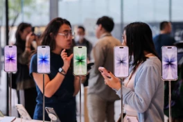 Người dùng ngày càng "lười" đổi smartphone, và đó là vấn đề