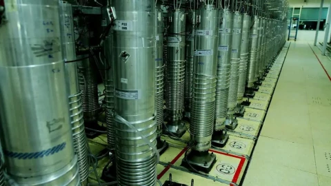 Iran đã có khả năng làm giàu uranium và sản xuất vũ khí hạt nhân trong vòng vài ngày, vậy tại sao họ vẫn chưa hành động?