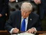 Một mô hình AI làm chao đảo cả chính sách Nhà Trắng. Trump đột ngột hủy ký sắc lệnh về AI vào phút chót