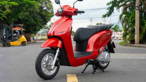 Trải nghiệm nhanh Dat Bike Era: Lời giải xe máy điện thực dụng cho gia đình