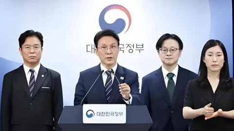 Lần đầu tiên trong lịch sử Hàn Quốc, công đoàn buộc tập đoàn Samsung phải cúi đầu trước bàn đàm phán