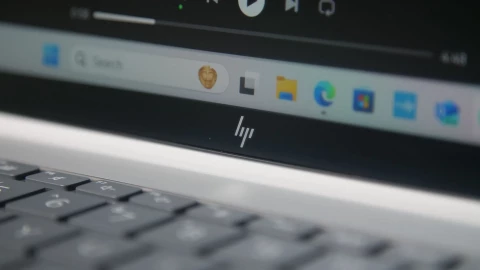 Nhiều laptop HP cao cấp biến thành 'cục gạch' sau khi cập nhật Windows
