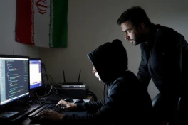 Tin tặc Iran phát tán MiniFast bằng phishing và đầu độc SEO