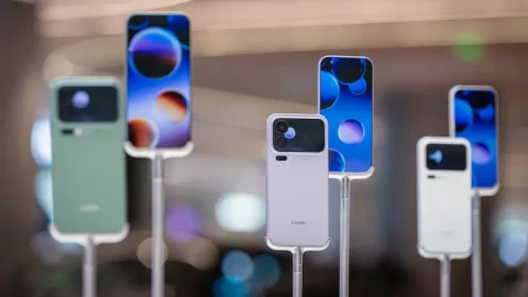 Lợi nhuận Xiaomi lao dốc, khủng hoảng chip và xe điện bị "chỉ mặt điểm tên"