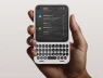 Vì sao điện thoại bàn phím QWERTY kiểu BlackBerry hồi sinh?