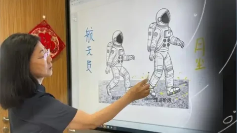 Trung Quốc thử nghiệm công nghệ để tàu vũ trụ tự làm sạch, tự chữa lành