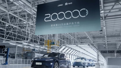 Trung Quốc hướng tới 50 triệu xe/năm, không còn xe sang!