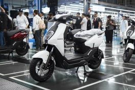 Xe máy điện đầu tiên của Honda ở Việt Nam về mức giá 15 triệu đồng