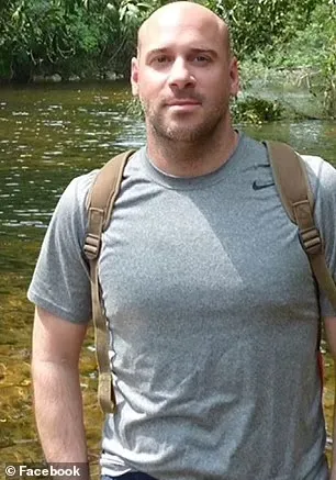 1740061135354.png