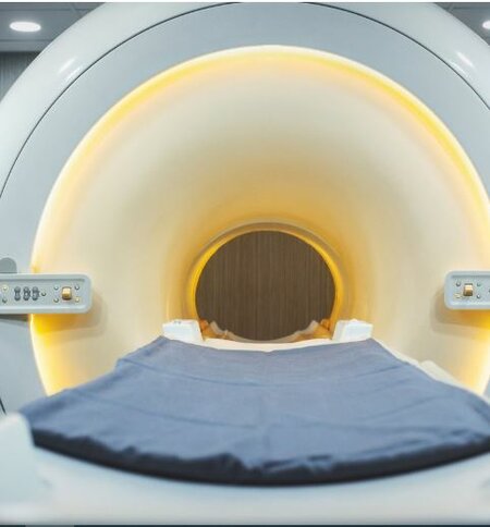 Một người đàn ông Mỹ đã tử vong sau khi bị máy MRI (máy chụp cộng hưởng từ) hút mạnh