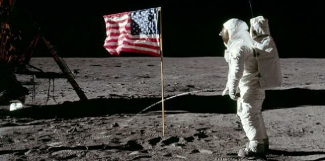 2462199_Astronauts_jpg_75.jpg