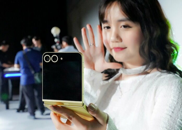minhtuanmobile-dat-hang-galaxy-z6-series-03.jpg minhtuanmobile-dat-hang-galaxy-z6-series-03.jpg