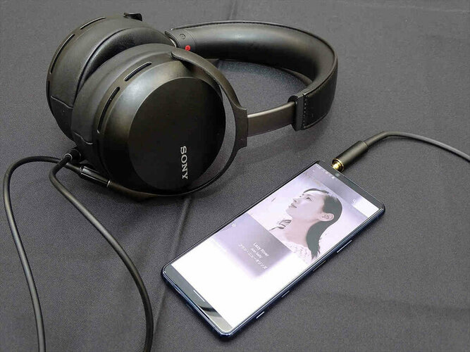 hands-on by my navi 5.jpg