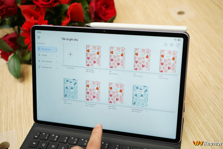 DSC04999_1280 logo mau.jpg