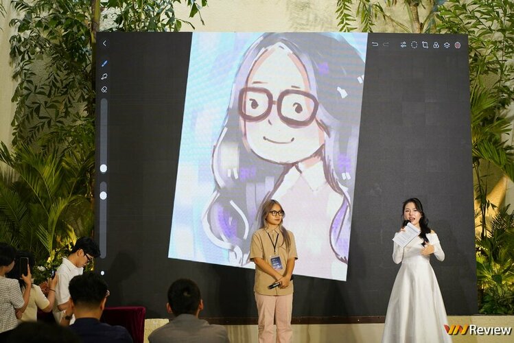 DSC04804_1280 logo mau.jpg