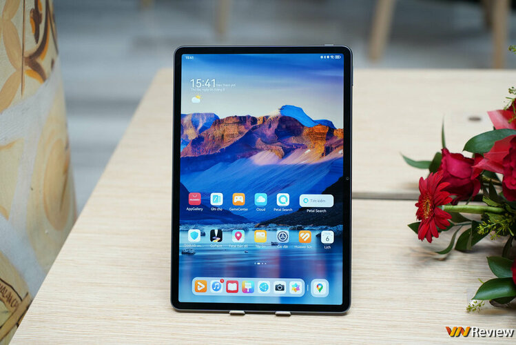 DSC05046_1280 logo mau.jpg