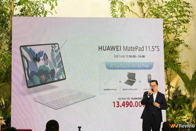 DSC04818_1280 logo mau.jpg