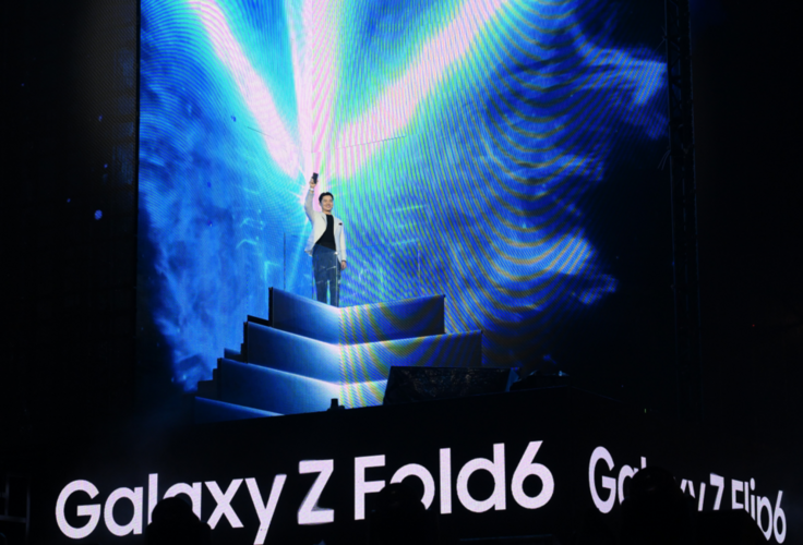 Galaxy-AI-Immersive-Ảnh-2-2.png Galaxy-AI-Immersive-Ảnh-2-2.png