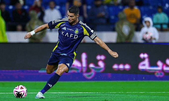 ronaldo-al-nassr-jpeg-17236737-4966-5088-1723673932_jpg_75.jpg ronaldo-al-nassr-jpeg-17236737-4966-5088-1723673932_jpg_75.jpg