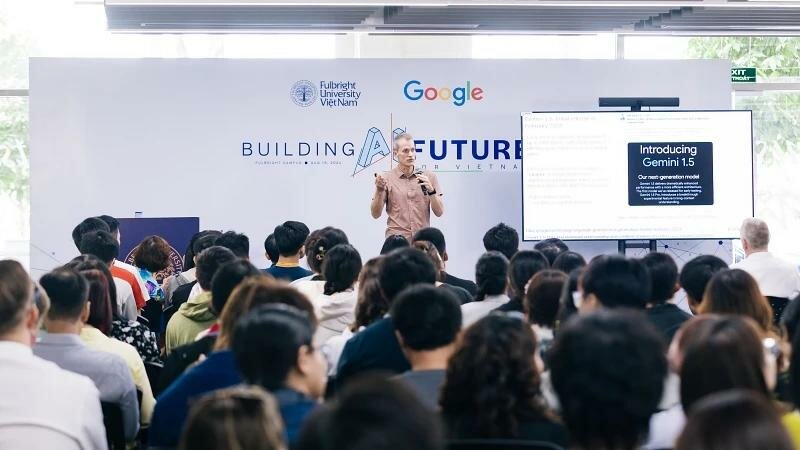 ong-jeff-dean-chief-scientist-tai-google-deepmind-google-research-phat-bieu-2-7486.jpeg_webp_75.jpg ong-jeff-dean-chief-scientist-tai-google-deepmind-google-research-phat-bieu-2-7486.jpeg_webp_75.jpg
