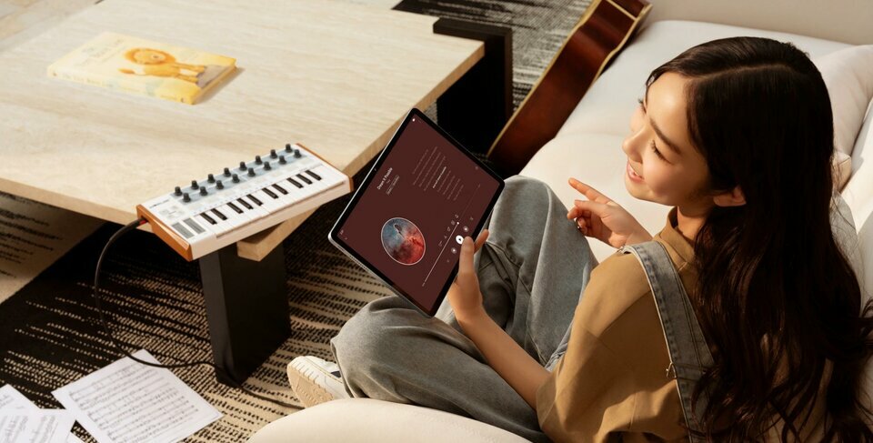 huawei-matepad-se-11-sound-2x_webp_75.jpg