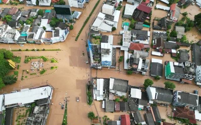 afp-20240912-36g24bj-v1-highres-thailandweatherflood-66711121146742950957147-84905753641304161...jpg afp-20240912-36g24bj-v1-highres-thailandweatherflood-66711121146742950957147-84905753641304161...jpg