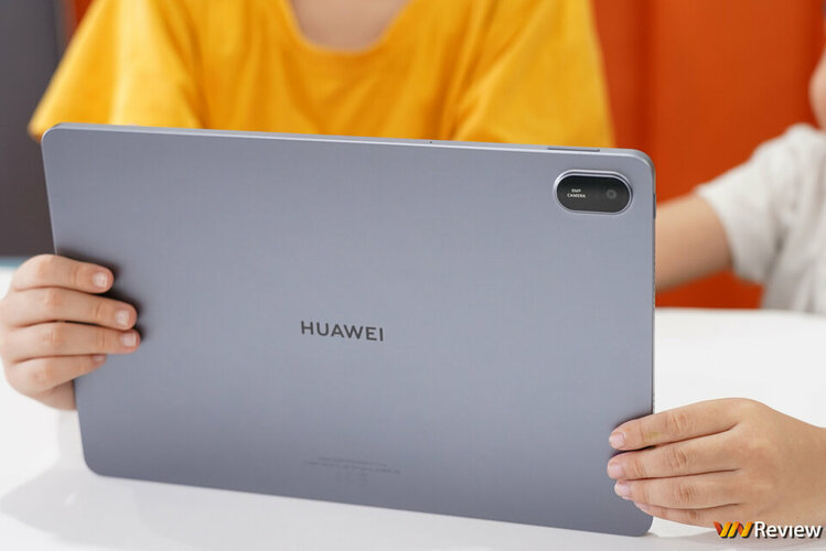 DSC08688_1280 logo mau.jpg