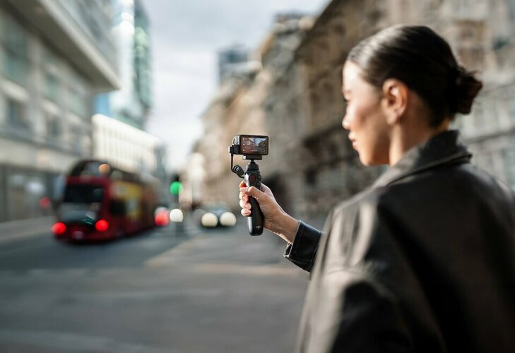 Action 5 Pro__Vlogging_ko lo go.jpg Action 5 Pro__Vlogging_ko lo go.jpg