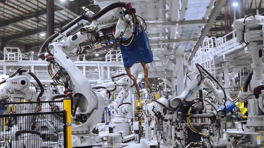 chuong-trinh-dao-tao-nganh-robot-va-tri-tue-nhan-tao-trang-tuyen-sinh.png