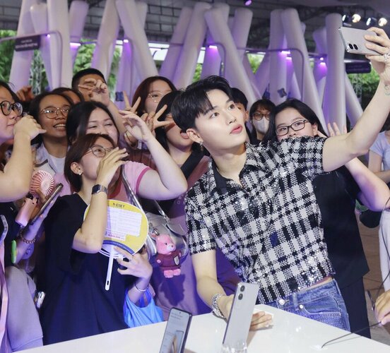 vivo (9)_ko lo go.jpg vivo (9)_ko lo go.jpg