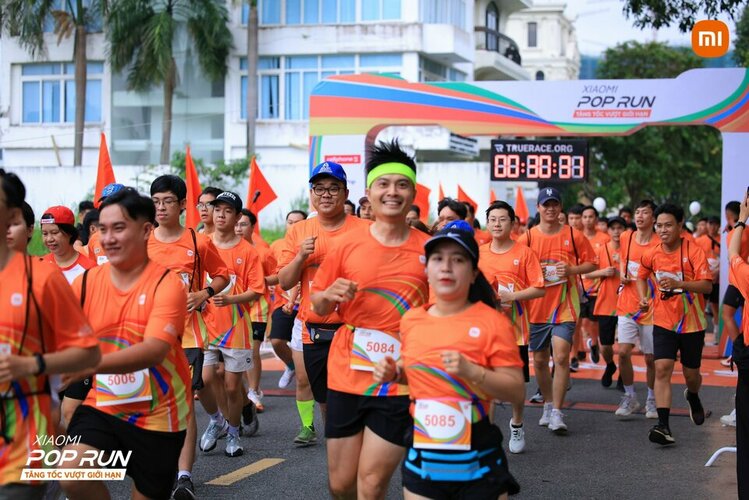 Xiaomi POP Run 2024(3)_ko lo go.jpg