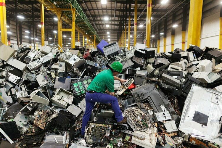 01ewastemillionstons_jpg_75.jpg 01ewastemillionstons_jpg_75.jpg