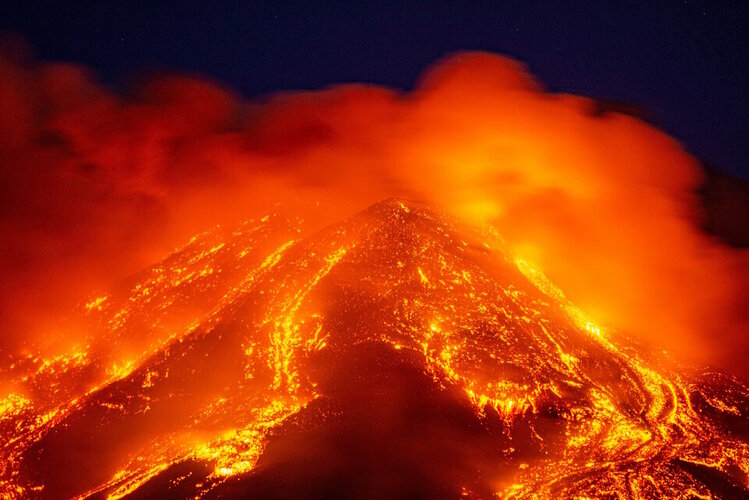 Volcano 1.jpg Volcano 1.jpg