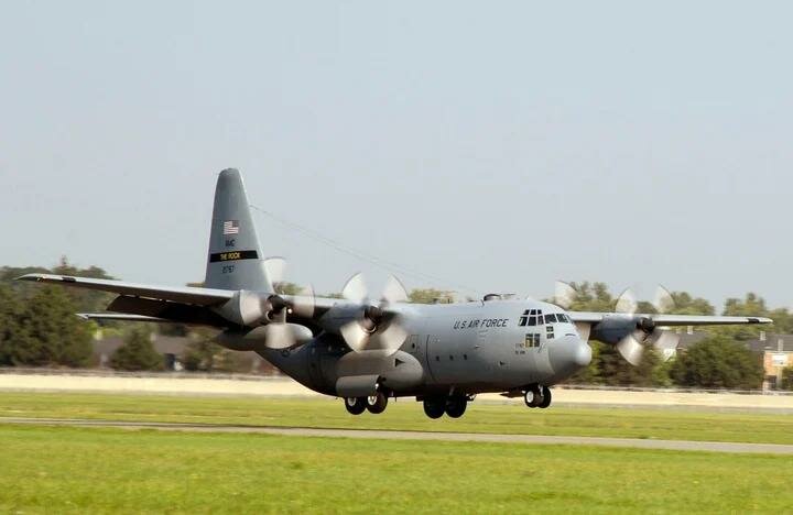 may-bay-c130-my-09523442_jpg_75.jpg