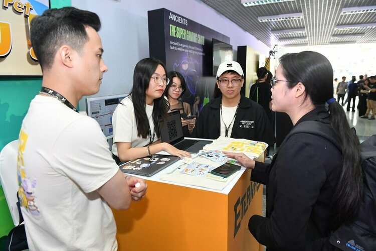 TD5_9315 (Copy).jpg TD5_9315 (Copy).jpg