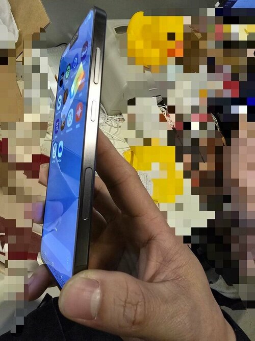 Samsung-Galaxy-S25-Plus-leak-m-4882-4186-1734449569_jpg_75.jpg