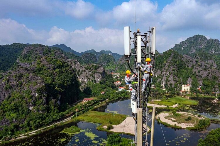viettel-dau-gia-thanh-cong-bang-tan-5g-1709949783684.jpeg_75.jpg