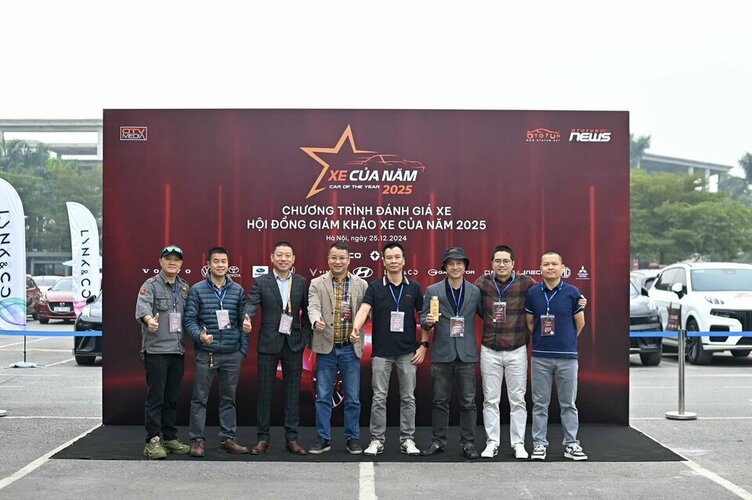 BUỔI LÁI THỬ XE CỦA NĂM 2025 DÀNH CHO HĐGK MIỀN BẮC 1.jpg BUỔI LÁI THỬ XE CỦA NĂM 2025 DÀNH CHO HĐGK MIỀN BẮC 1.jpg
