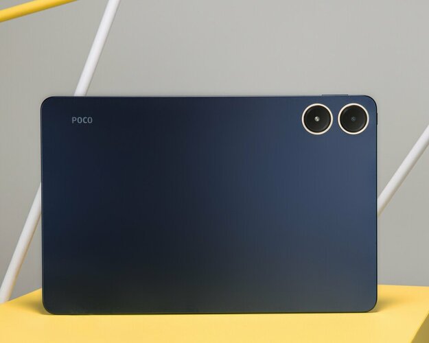 POCO Pad (8)_ko lo go.jpg
