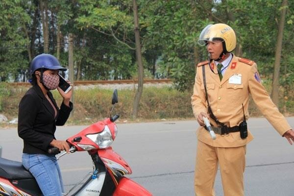 cac-loi-vi-pham-giao-thong-6-jpeg_jpg_75.jpg cac-loi-vi-pham-giao-thong-6-jpeg_jpg_75.jpg