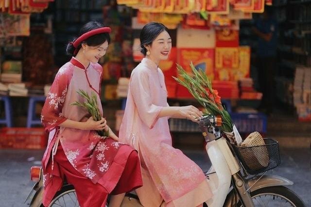 2023_11_27_638366950665921987_cach-tao-dang-chup-anh-tet_jpg_75.jpg 2023_11_27_638366950665921987_cach-tao-dang-chup-anh-tet_jpg_75.jpg