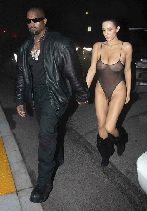 kanye-west-81a1c8c7f9d84955b535f1d3b0e3ab94_jpg_75.jpg