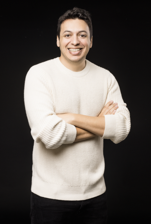 Chân dung ông Alex Bouaziz, Đồng sáng lập kiêm CEO của Deel(1).png Chân dung ông Alex Bouaziz, Đồng sáng lập kiêm CEO của Deel(1).png