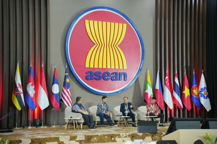7. First Panel Discussion (Copy).jpg