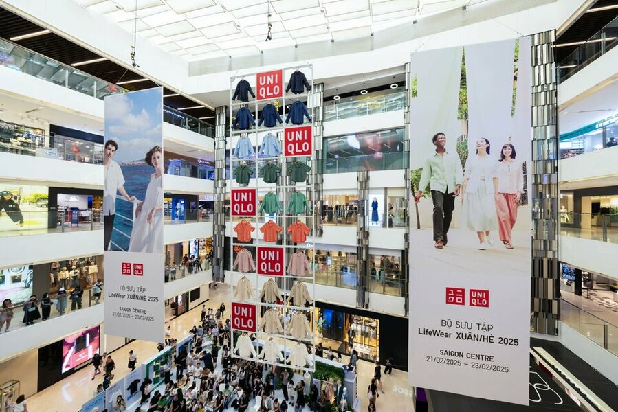 Sự kiện Ra mắt BST LifeWear Xuân_Hè 2025 đã và đang diễn ra tại Sảnh Thông Tầng - TTTM Saigon ...jpg