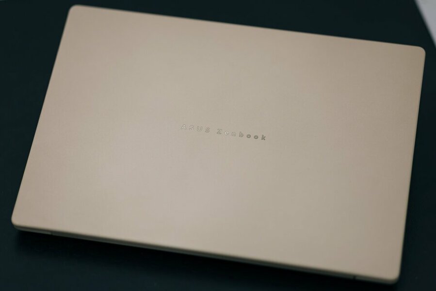 Zenbook 14 (UM3406)18_ko lo go.jpg